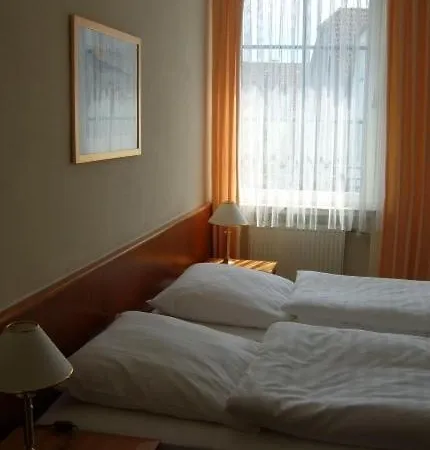 Hotel Westfalischer Hof 3*